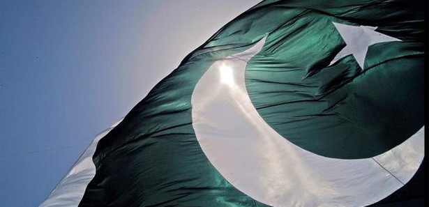 Pakistan'da başbakan adayına tutuklama kararı