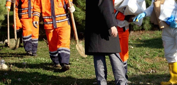 Polis, Bahçelievler'de patlayıcı madde arıyor!